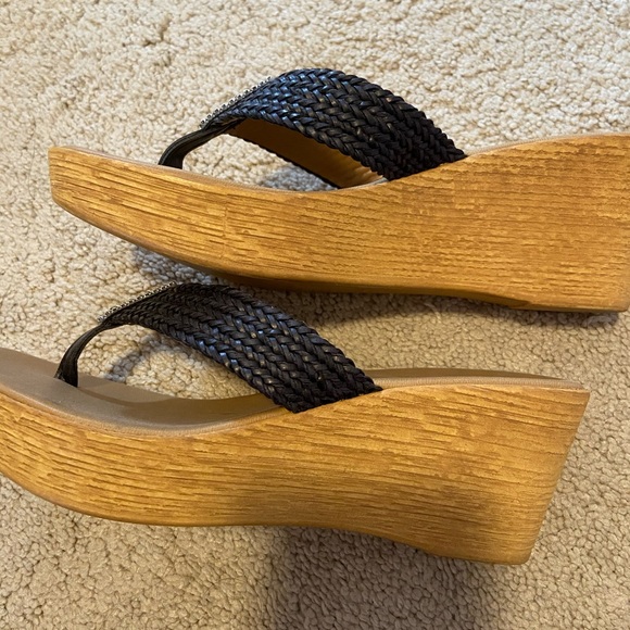 Francesca Biondi wedges size 6M - Picture 3 of 7